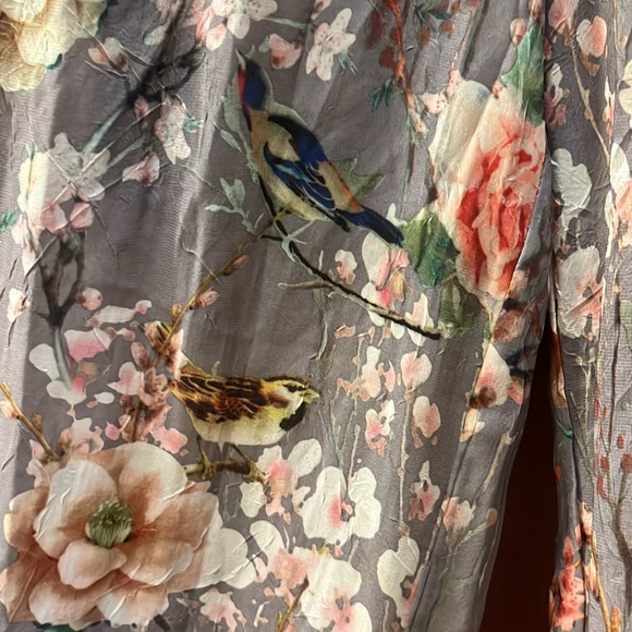 Beautiful flowy palazzo pants. Partially lined. Size small. Alythea. Stretch top - Picture 2 of 3